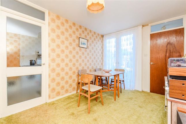 Bennett Close, Welling, Kent 3 bed terraced house for sale
