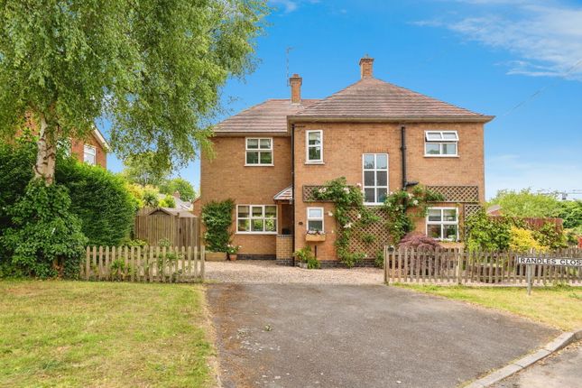 Main Street, Leicester LE7 3 bed detached house for sale