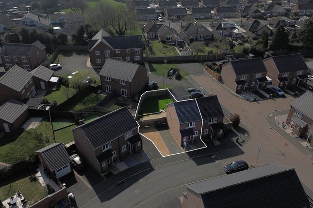 2 bedroom semi-detached house for sale