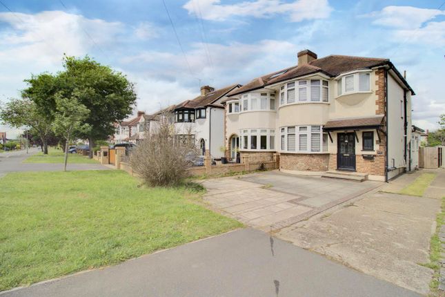 Redden Court Road, Harold Wood RM3 3 bed semi