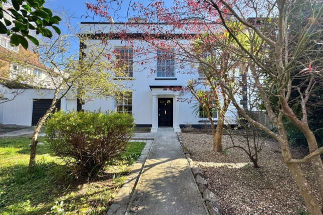 Woodside, Plymouth PL4 6 bed end of terrace house for sale