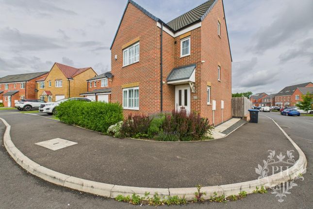Horse Chestnut Close... 4 bed detached house for sale