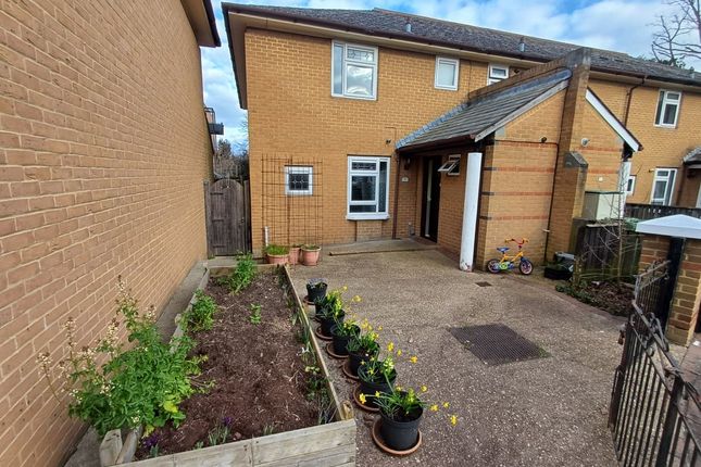 Acorn way, Forest Hill, London, SE23 3 bed semi