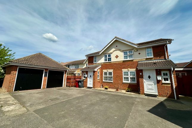 6 bed semi-detached house