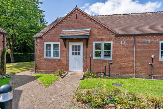Michael Blanning Gardens, Dorridge 2 bed semi