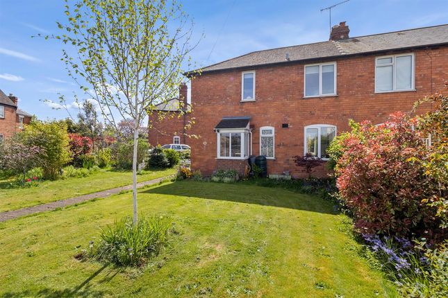 Minge Lane, Upton upon Severn... 2 bed semi