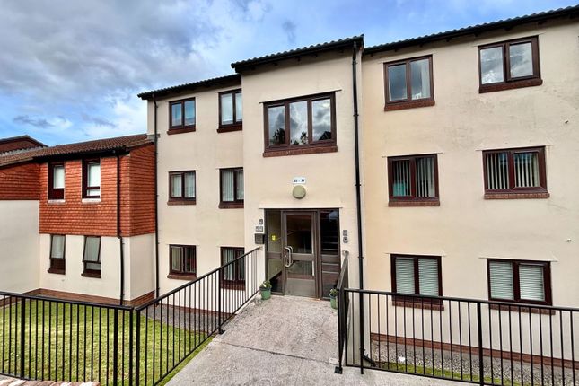 Pebble Court, Paignton 2 bed flat for sale