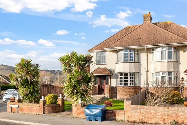 Dolphins Road, Folkestone, CT19 3 bed semi