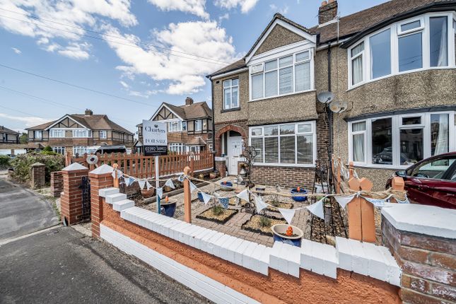 Hastings Avenue, Gosport PO12 3 bed end of terrace house for sale