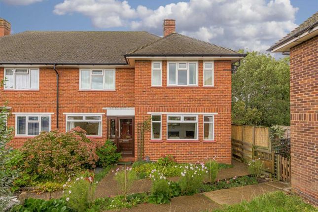 Rosebank, Epsom 2 bed maisonette for sale