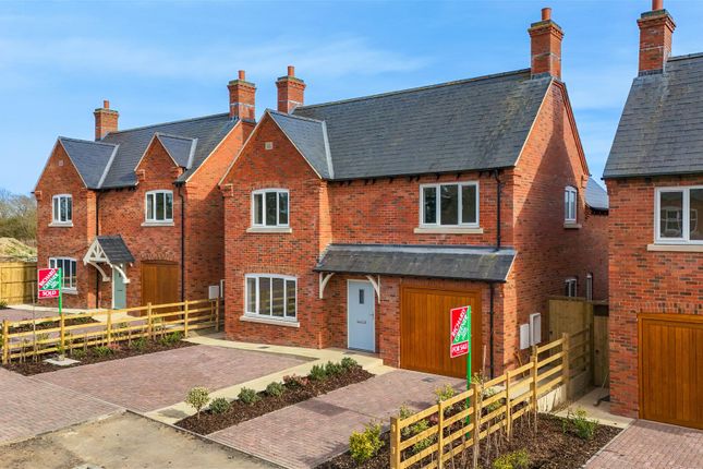 Long Street, Hanslope, Milton Keynes 4 bed detached house for sale