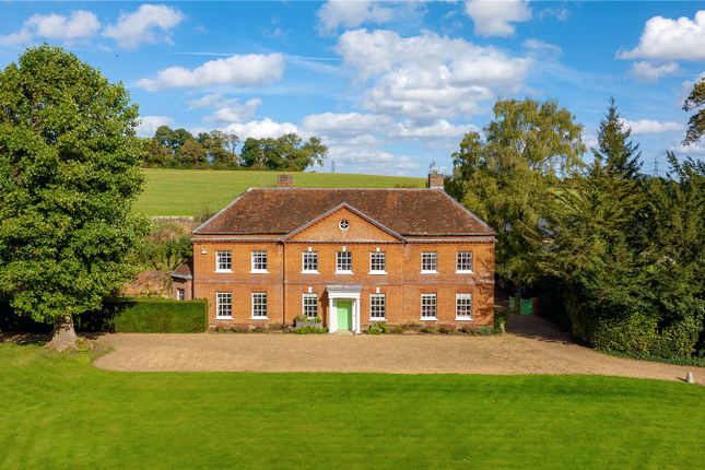 6 bed detached house