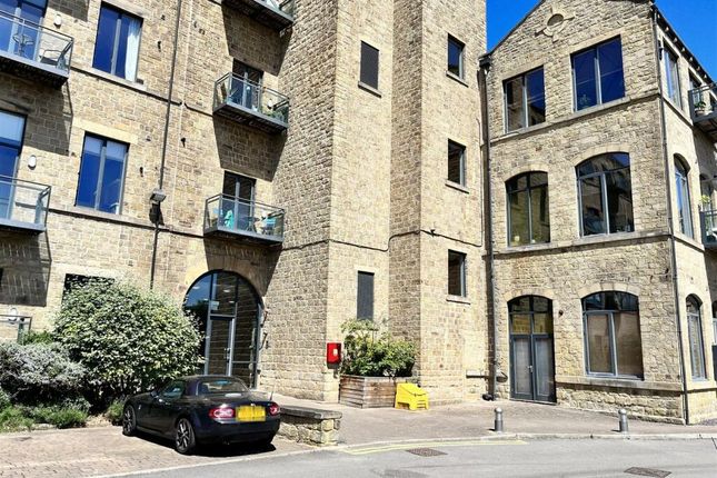 Ledgard Wharf, Mirfield, WF14 1 bed flat for sale