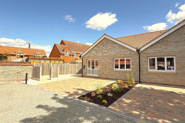 2 bedroom semi-detached bungalow for sale
