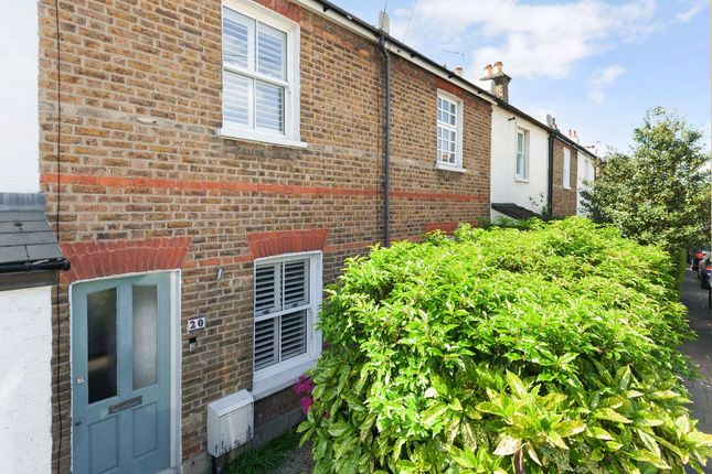 St Margaret's Grove, St Margaret's 2 bed cottage for sale