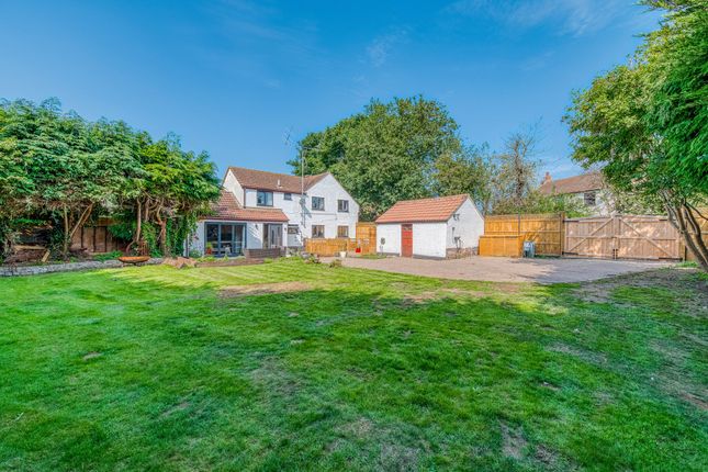Taylors Loke, Hemsby 3 bed detached house for sale