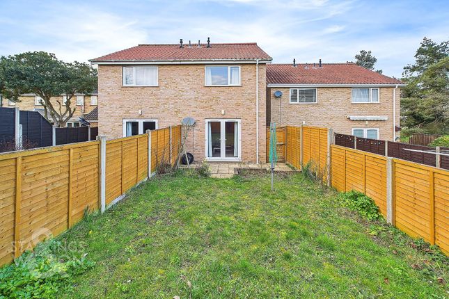 2 bedroom semi-detached house for sale
