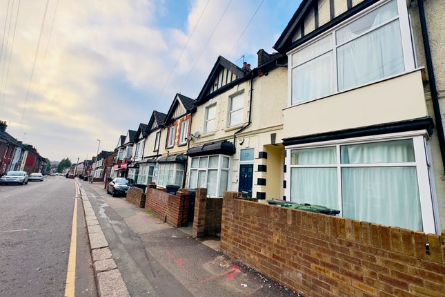 7 bed terraced house
