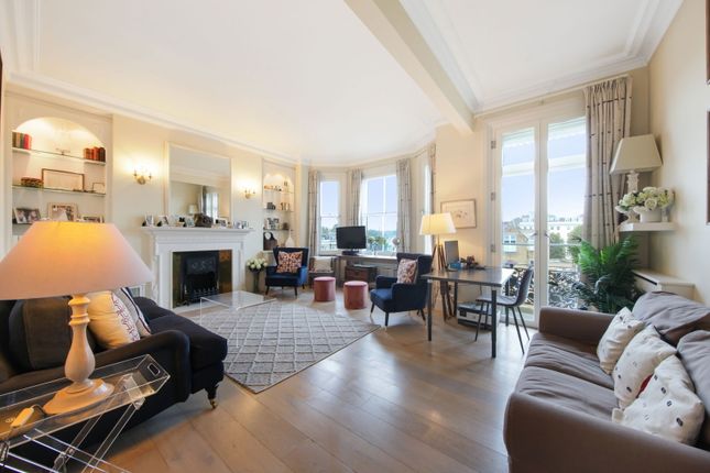 4 bedroom flat for sale