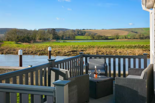 Amberley Horsham 2 bed lodge for sale