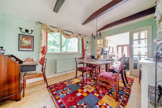 Cheltenham Road, Stroud, GL6 3 bed detached house for sale