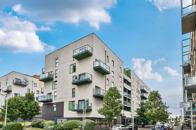 Chapel Court, Romford 2 bed flat for sale