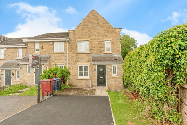 4 bedroom end of terrace house for sale