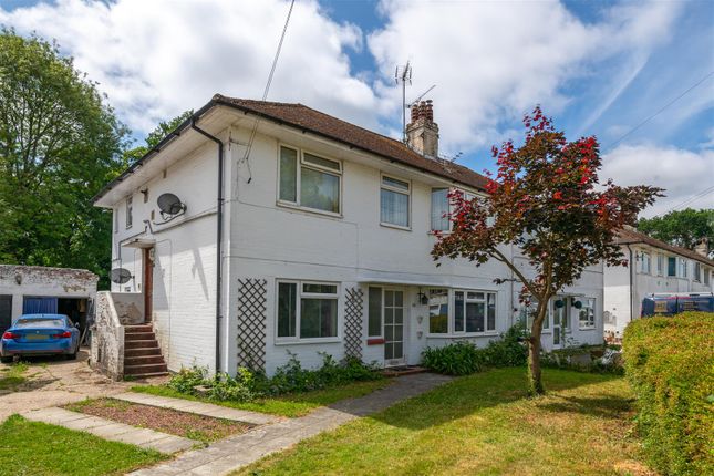 2 bedroom ground floor maisonette for sale