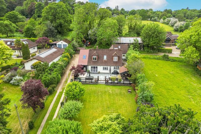 Langley Road, Chipperfield, WD4 4 bed detached house for sale