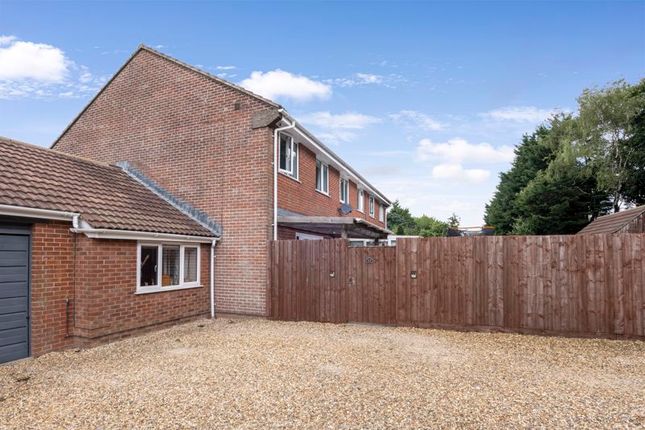 Littledown, Shaftesbury SP7 3 bed end of terrace house for sale