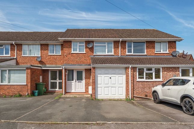 Stanwick Gardens, Gloucestershire GL51 3 bed terraced house for sale
