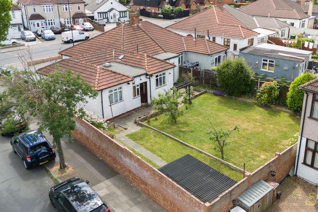 4 bedroom semi-detached bungalow for sale