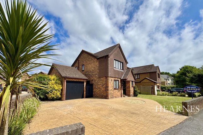 Drew Close, Talbot VIllage, Poole, BH12 4 bed detached house for sale