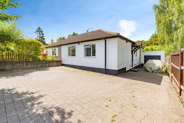 3 bed semi-detached bungalow