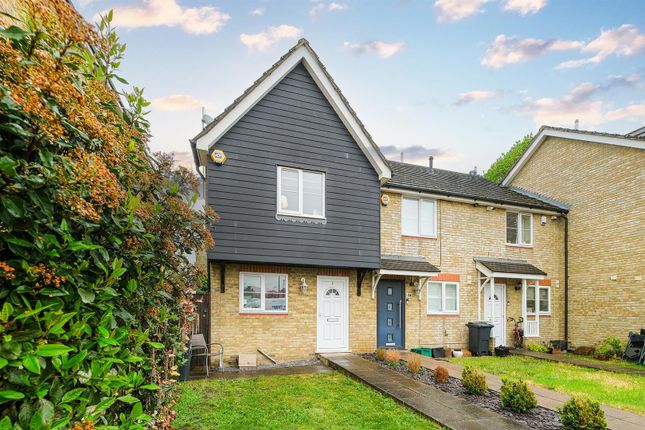 Longcourt Mews, Wanstead 2 bed end of terrace house for sale