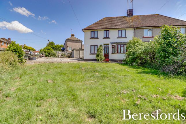 Costead Manor Road, Brentwood, CM14 3 bed semi