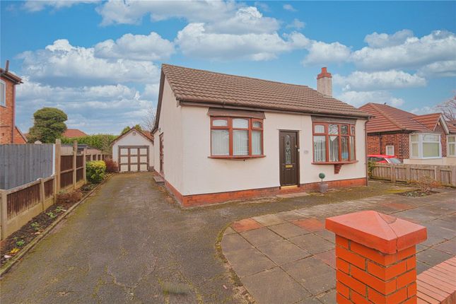 Windmill Lane, Manchester M34 2 bed bungalow for sale