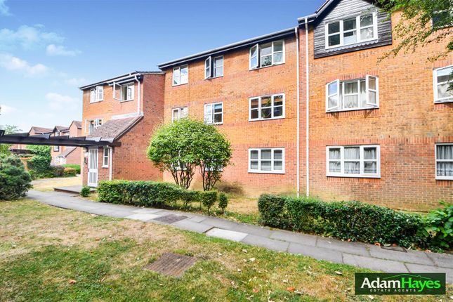 Stevenson Close, Barnet EN5 2 bed apartment for sale