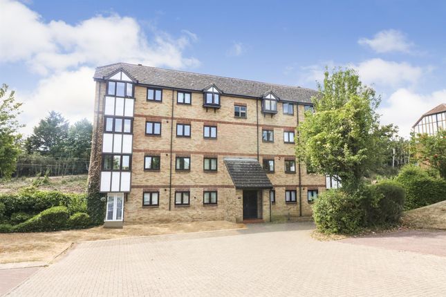 Kerr Close, Knebworth, SG3 2 bed flat for sale