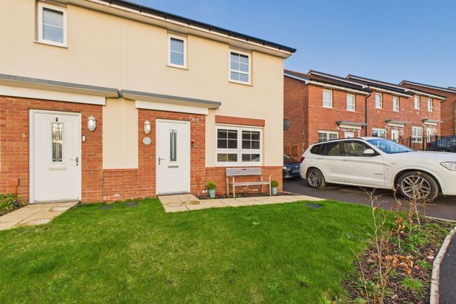 Cranberry Grove, Paignton 3 bed semi