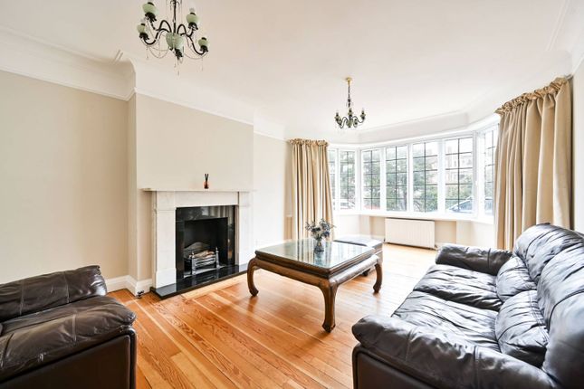 Manor Fields, Putney, London, SW15 1 bed flat