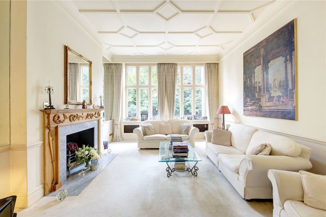 Lennox Gardens, Knightsbridge... 2 bed maisonette for sale