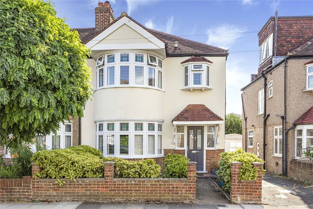 Godfrey Avenue, Twickenham, TW2 3 bed semi