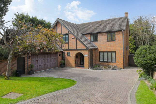 4 bed detached house