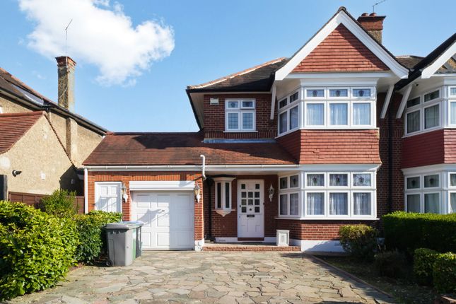 Winchfield Close, Kenton, HA3 3 bed semi