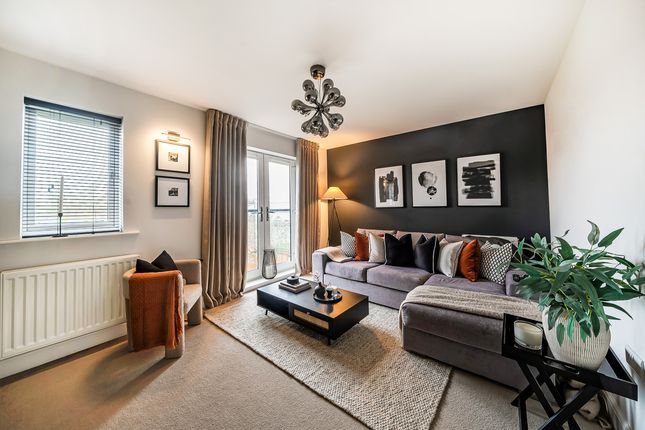 3 bedroom town house for sale