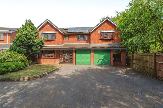 6 bedroom house for sale