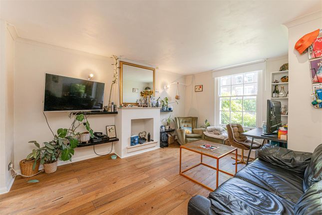 Woodside Gardens, London 1 bed flat for sale