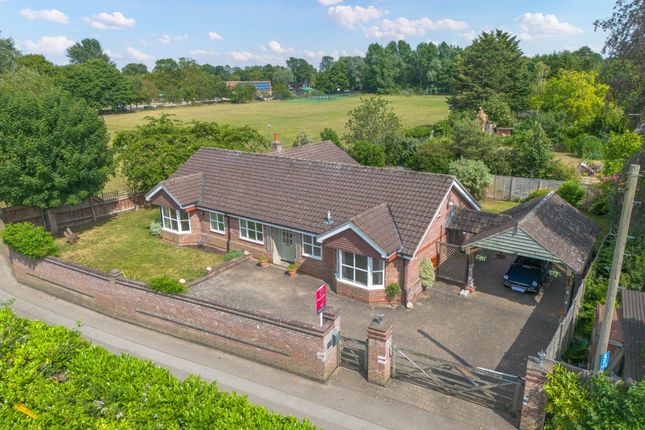 Station Road, Royston SG8 4 bed detached bungalow for sale