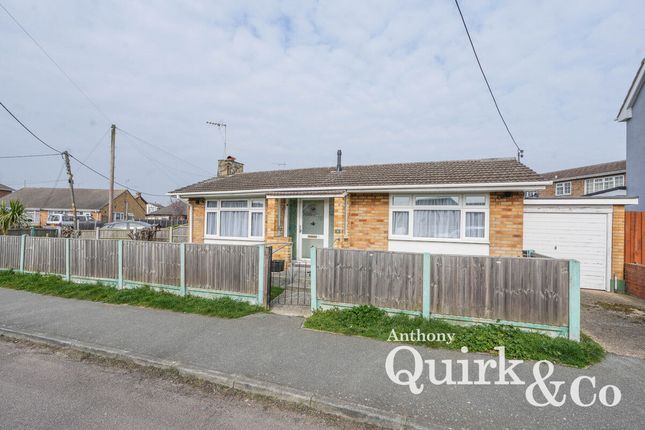 Crescent Road, Canvey Island, SS8 1 bed detached bungalow for sale